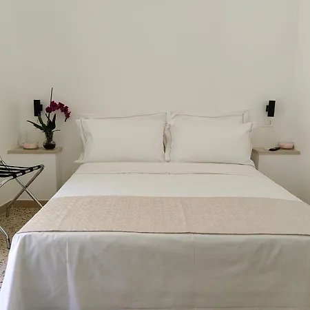 Casatofeni On The Sea 2 Cattaro Ap Gasthof 3*